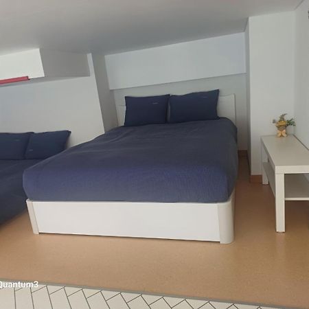 Hongdae Residence - 1Min From Hongik Uni Station Exit #1 Сеул Екстериор снимка